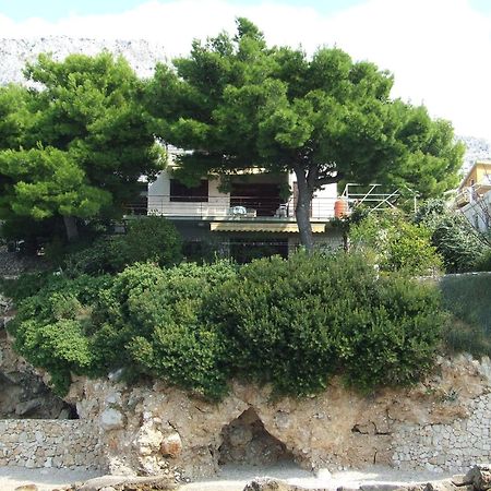 Villa Maristika 奥米什 外观 照片