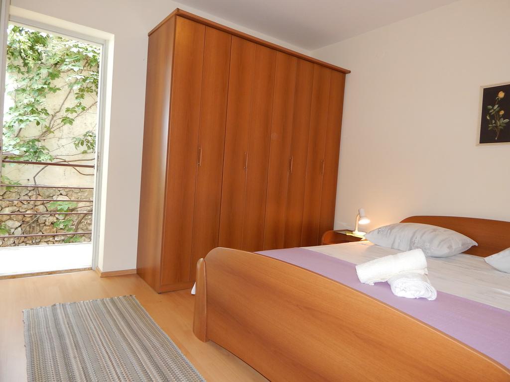 Villa Maristika 奥米什 客房 照片