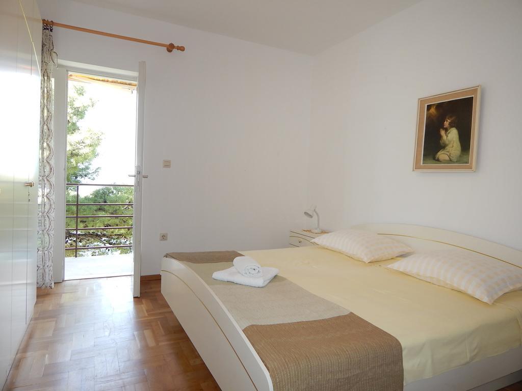 Villa Maristika 奥米什 客房 照片